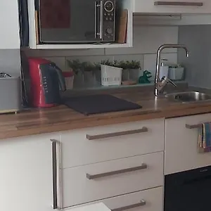  Apartment Ema